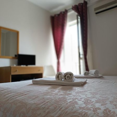 Il Quadrifoglio Hotell Frascineto Eksteriør bilde