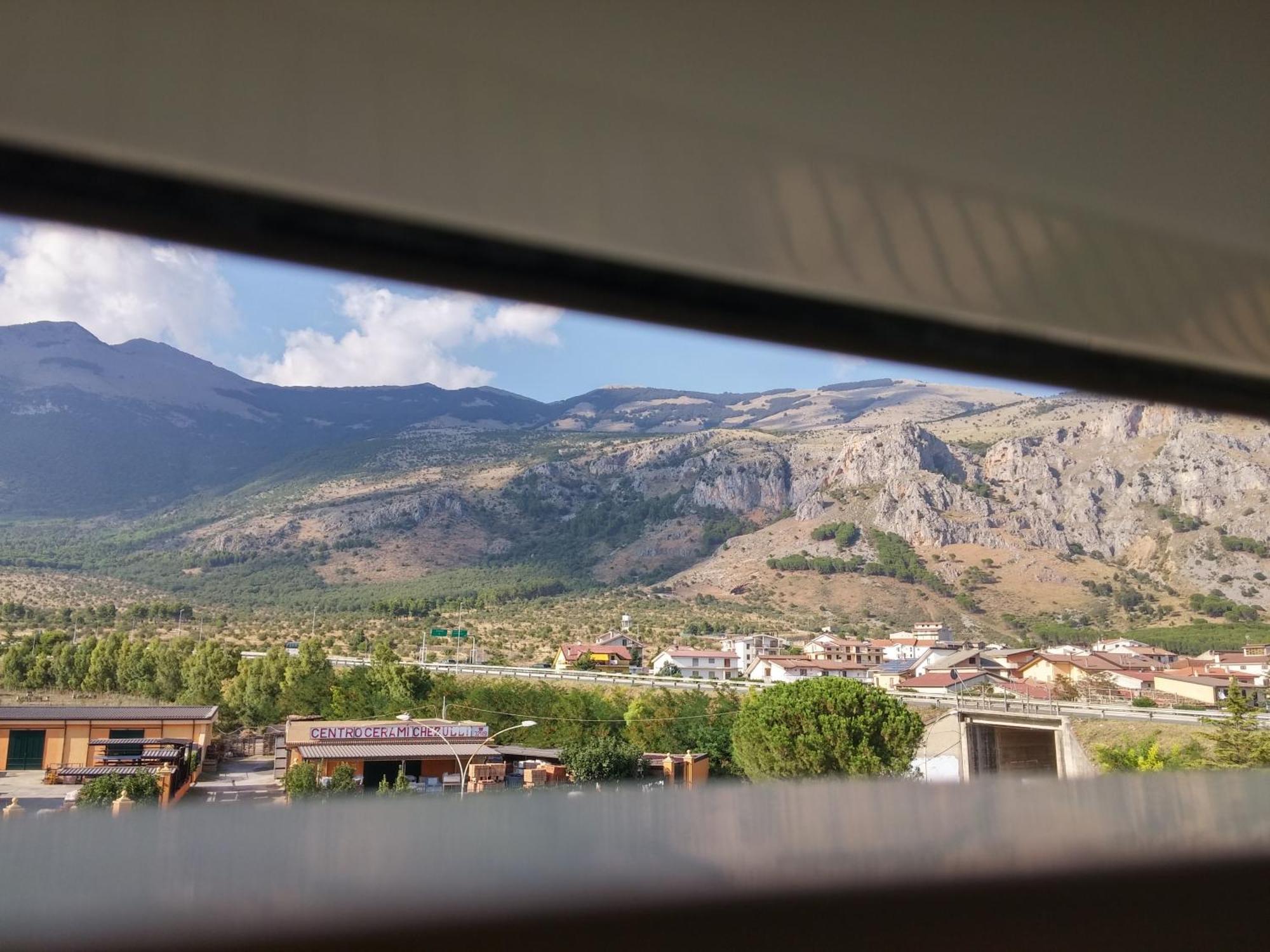 Il Quadrifoglio Hotell Frascineto Eksteriør bilde