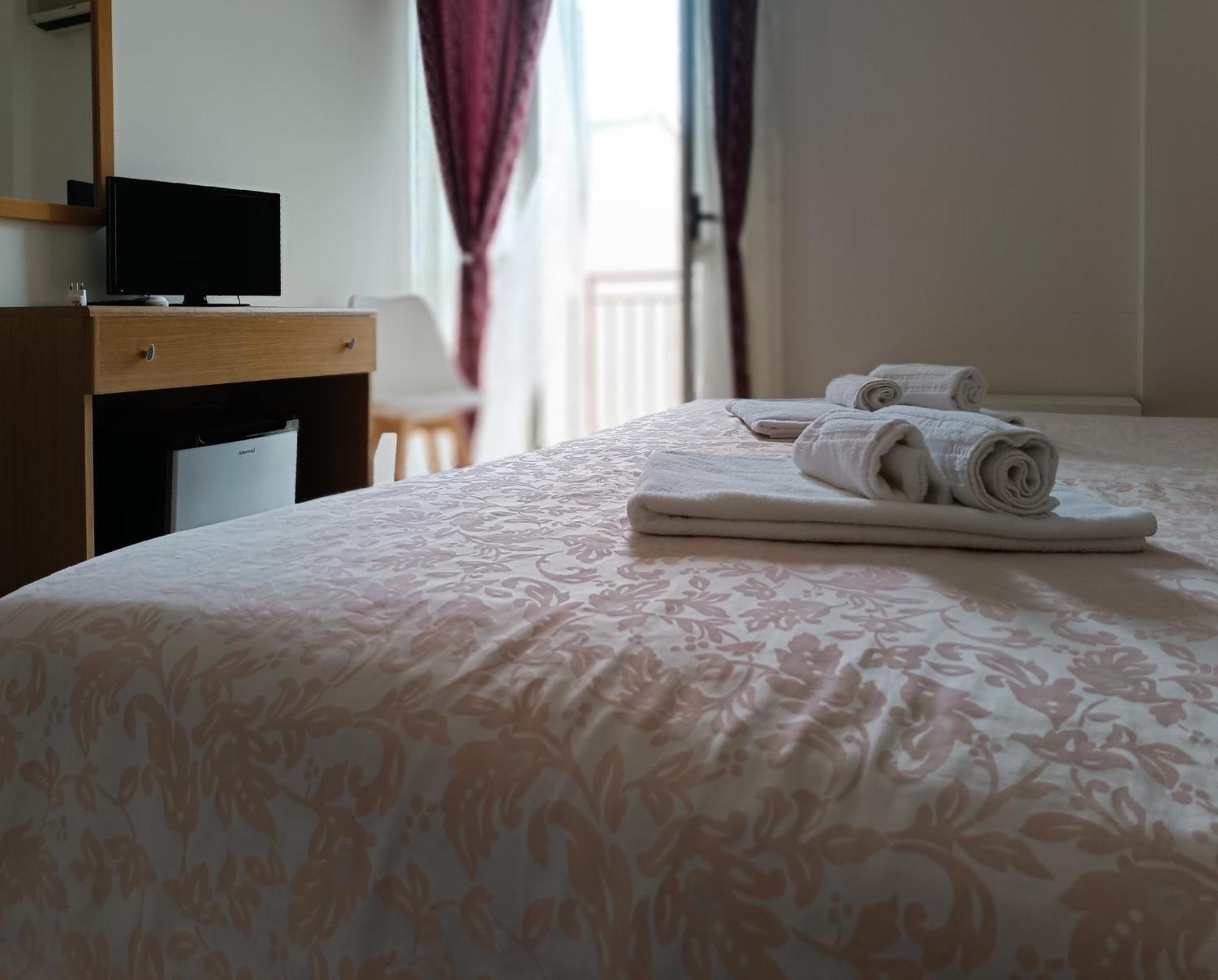 Il Quadrifoglio Hotell Frascineto Eksteriør bilde
