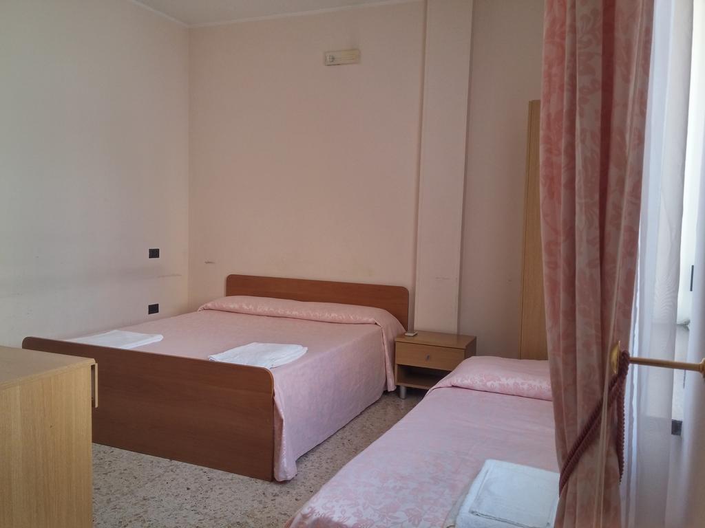 Il Quadrifoglio Hotell Frascineto Eksteriør bilde